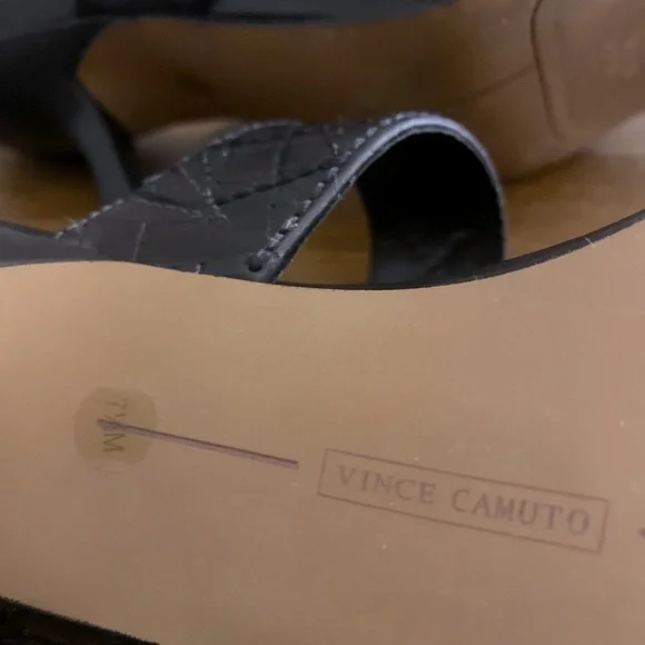 NEW Vince Camuto Shoes 💕 - Picture 8 of 9